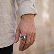 THE CROSS SIGNET